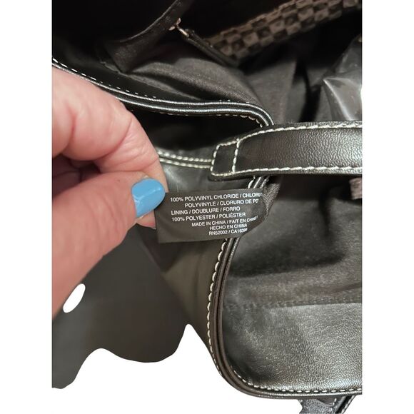 Liz Claiborne Black Large Shoulder Bag Handbag Purse & Glass Case - Picture 6 of 14